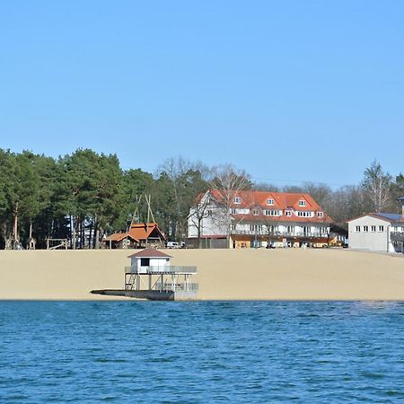 Bernsteinsee Hotel Sassenburg エクステリア 写真