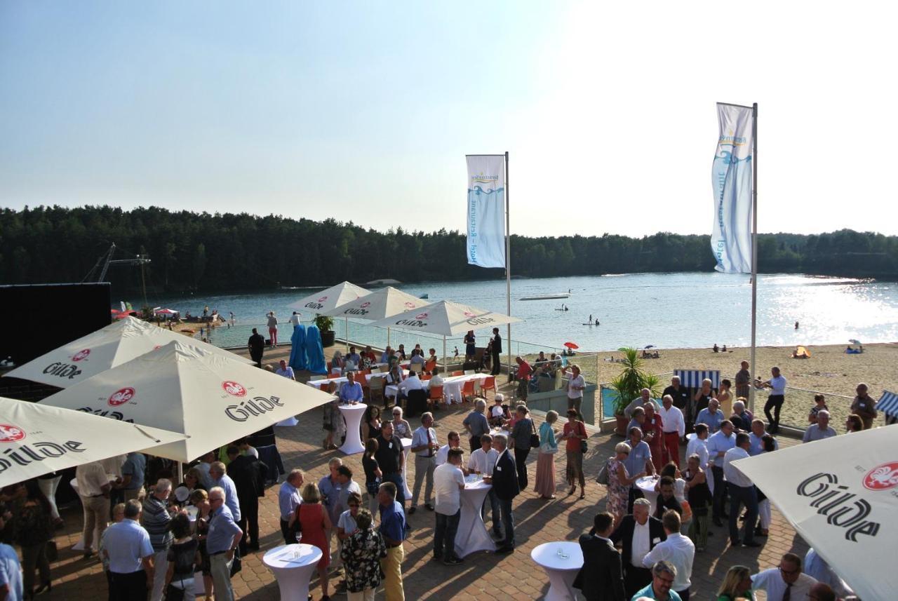 Bernsteinsee Hotel Sassenburg エクステリア 写真