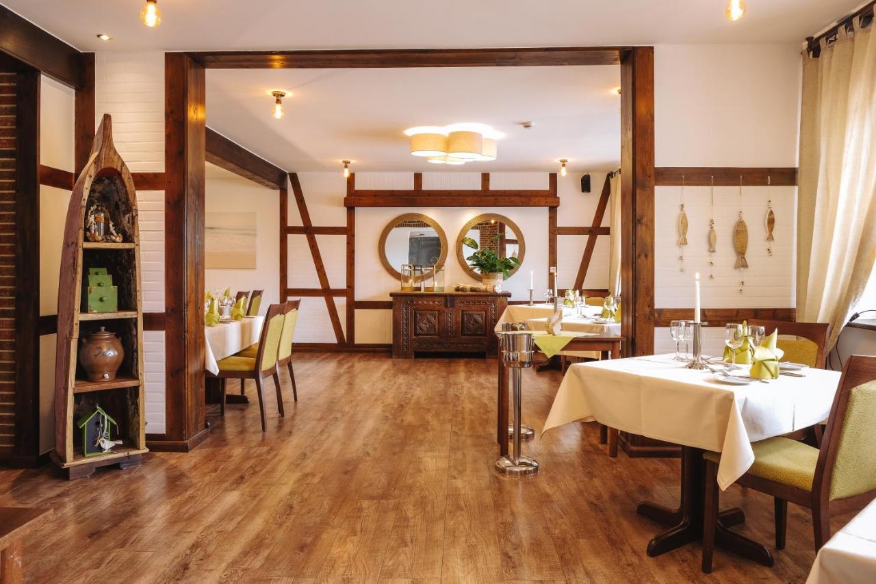 Bernsteinsee Hotel Sassenburg エクステリア 写真