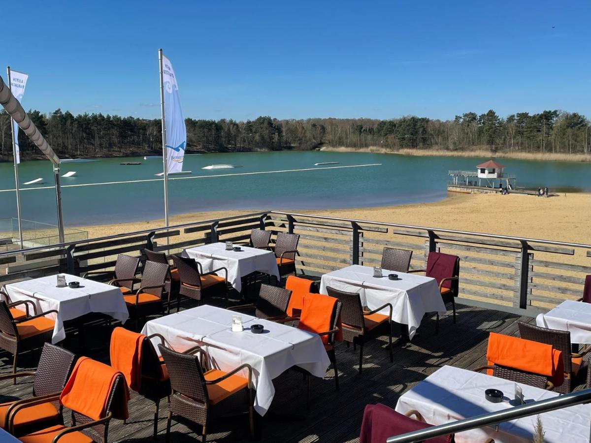 Bernsteinsee Hotel Sassenburg エクステリア 写真