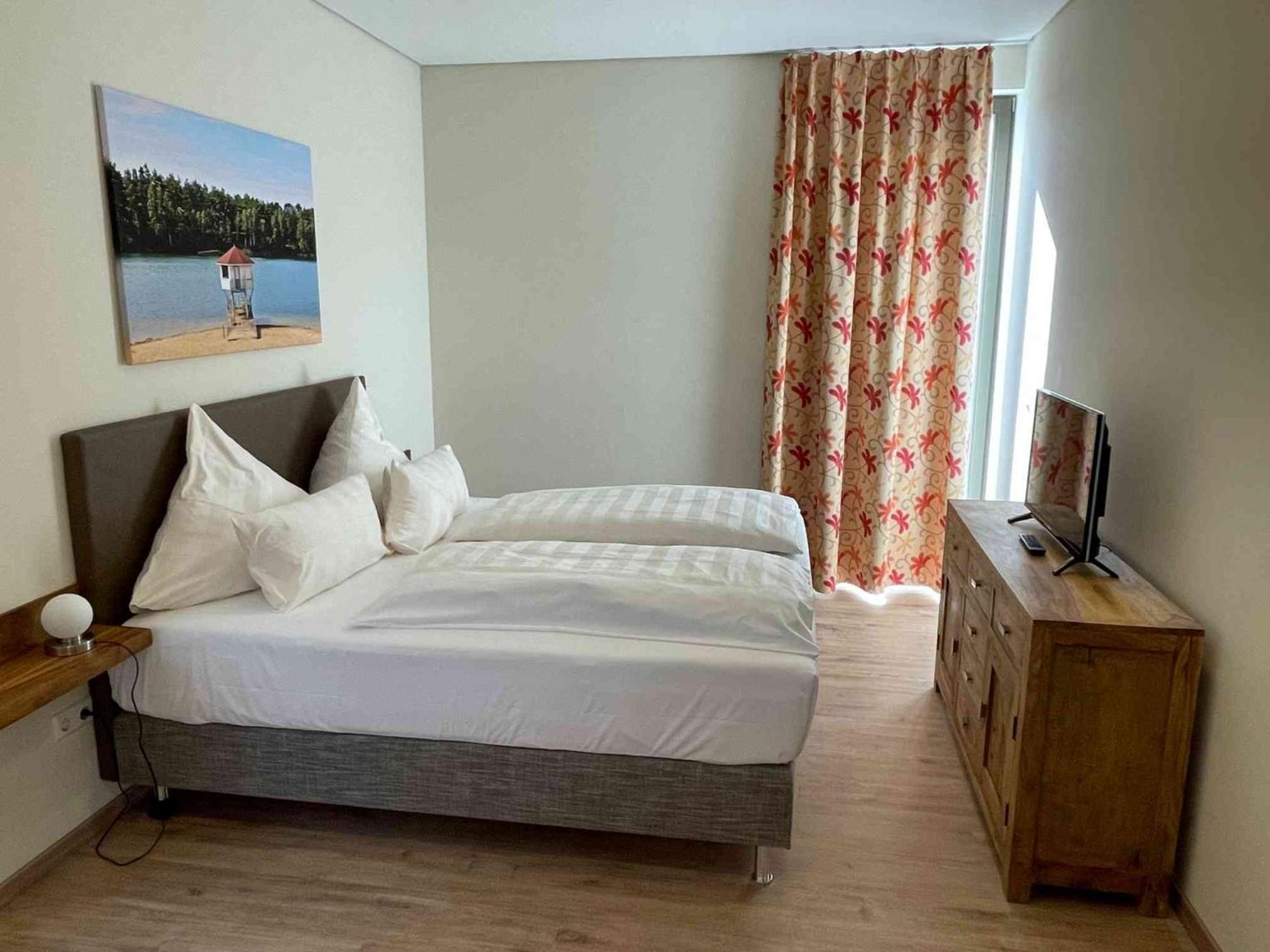 Bernsteinsee Hotel Sassenburg エクステリア 写真
